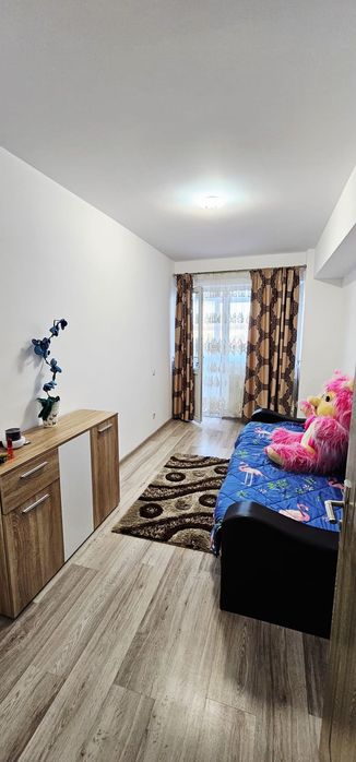 Apartament 3 camere de închiriat –Bloc Nou  Strada Putna