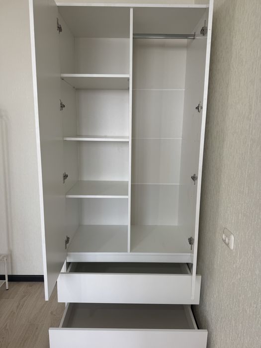 Продам шкаф для одежды