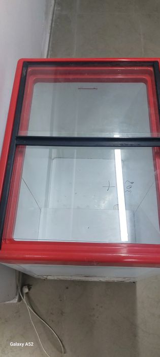 Продаю морозильник