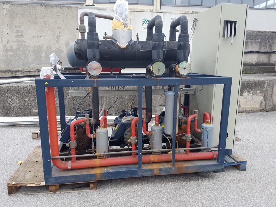 Repar vitrine camere frigorifice Racitoare ori ce model Frigotehnist