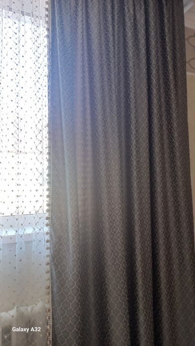 Продам комплект 2 шторы и тюль