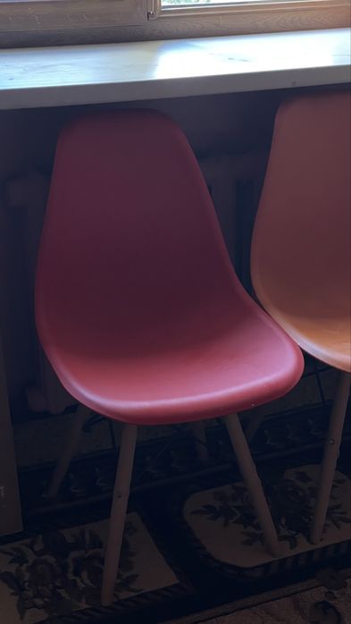 Стулья фирмы aiko