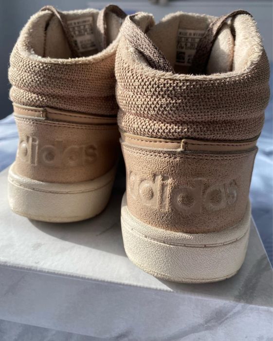 Кроссовки Adidas утепленные