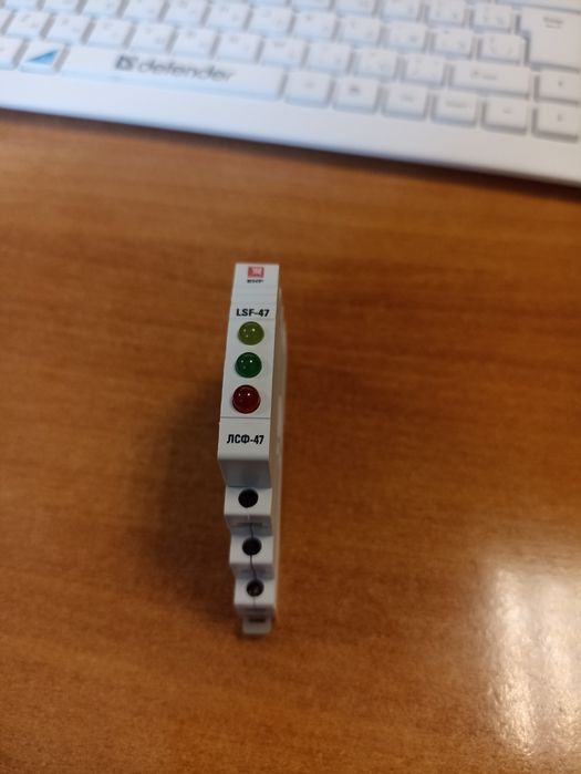 Индикатор напряжения трёхфазный