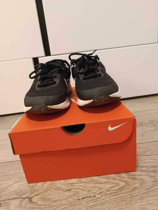 Маратонки Найк - черни