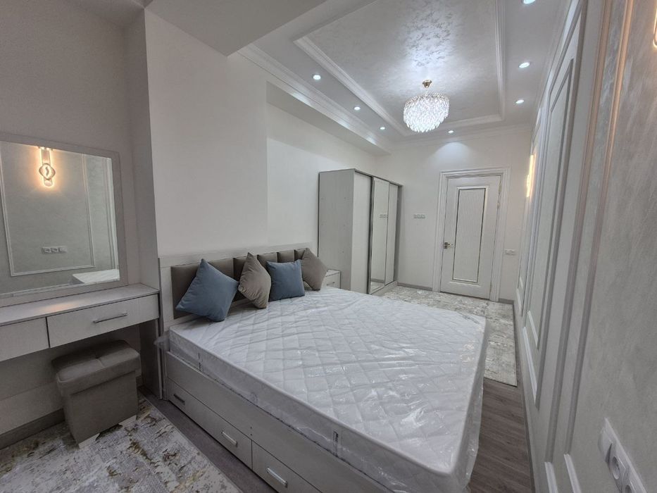 Яккасарой кушбеги навастройка 3 хонали квартира арендага берилади