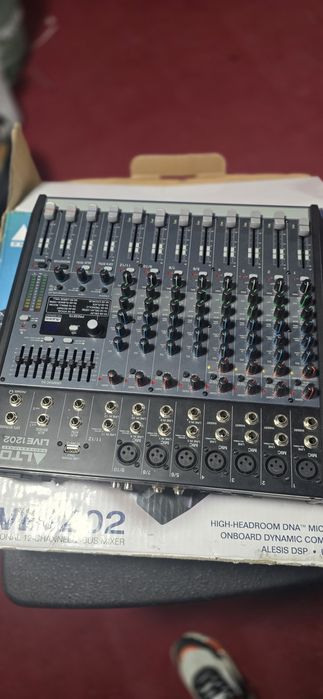 Mixer Alto Live 1202