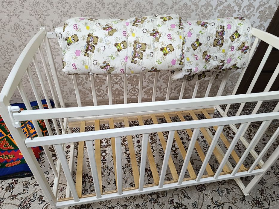 Манеж с матрасом