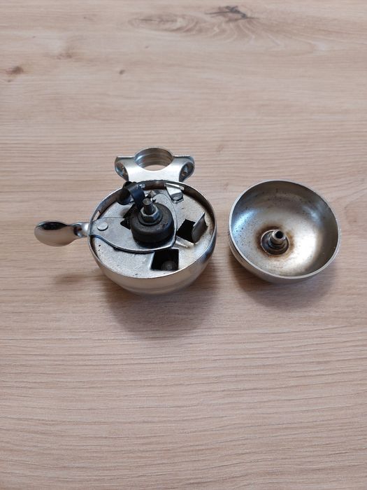 Стар хромиран звънец за колело