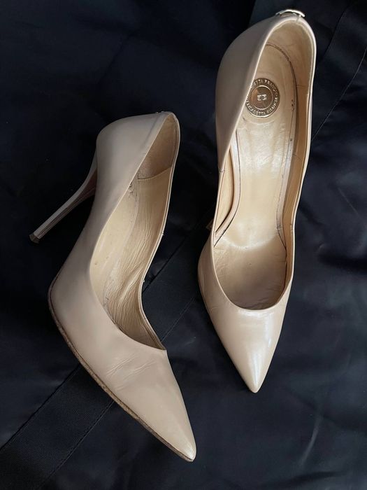 Брендовые туфли новые и б/у подробно пишите