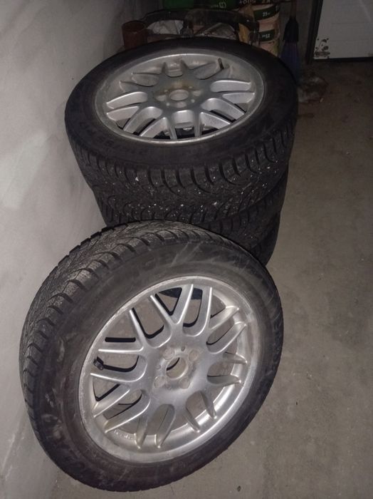 Продам шины с дисками на 17
