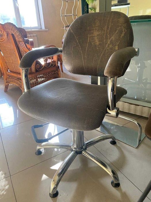 Кресло для салона, парикмахера, маникюр.