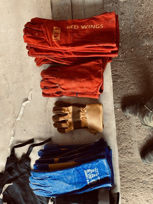 Перчатки резиновые, краги