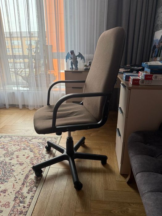 Кресло офисное БУ