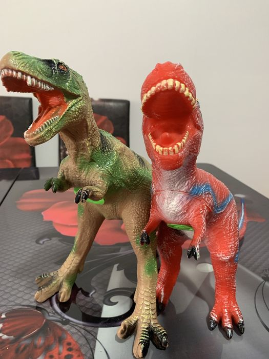 Dinozaur dimensiune mare