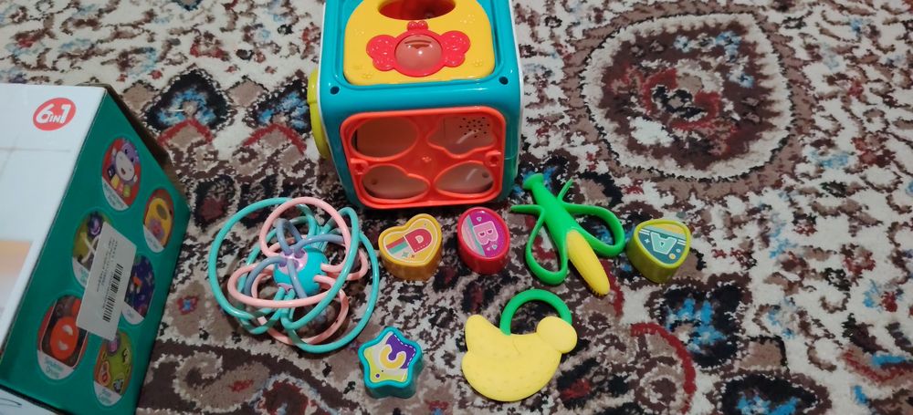 Развивающийся игрушка 6 в 1 куб