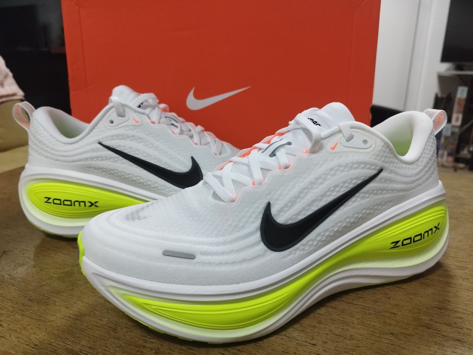 Nike Vomero Plus Volt 43 100% original