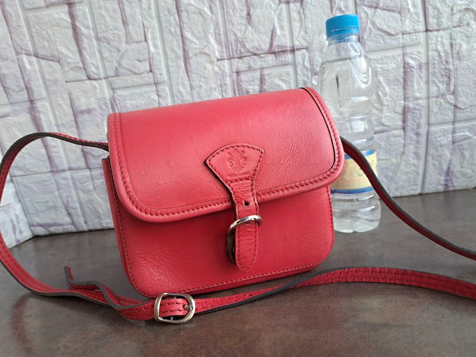 дамска чанта,червена малка чантичка-естествена кожа