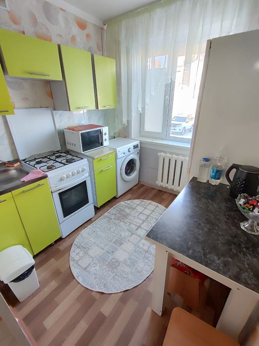 Продам 2-комн (4-32, 1 эт)