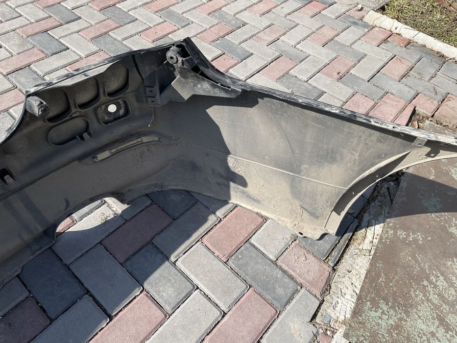 Задний бампер BMW E60 без парктроников