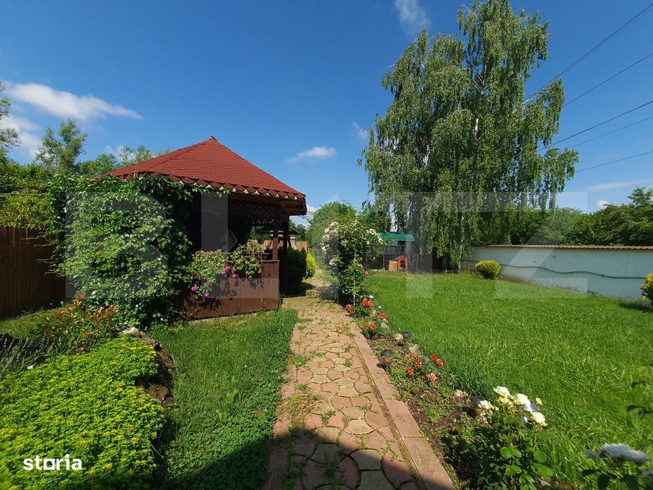 Vila cu 5 camere, 280 mp, livada pe rod, zona Valea Voievozilor