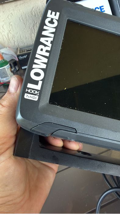 Lowrance 2 7 inch