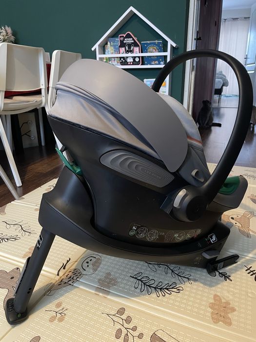 Scoica Cybex Aton B2 cu Isofix