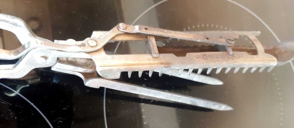 Старинна маша - Маша с вълни, Антикварен, колекционерски бръснач