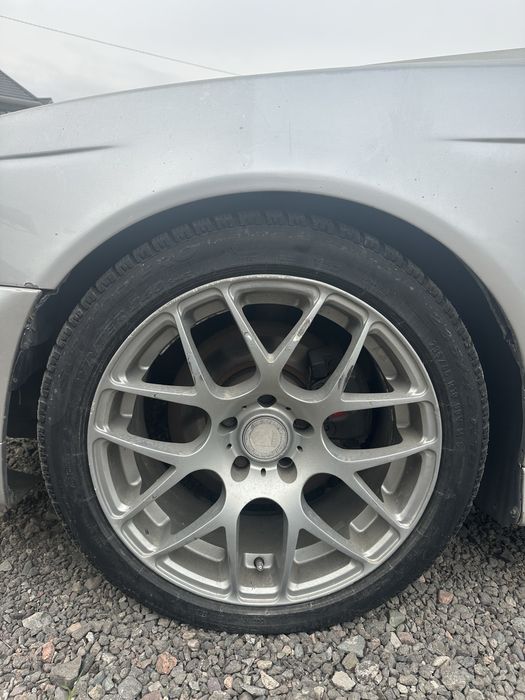 Диски с шинами разноширокие