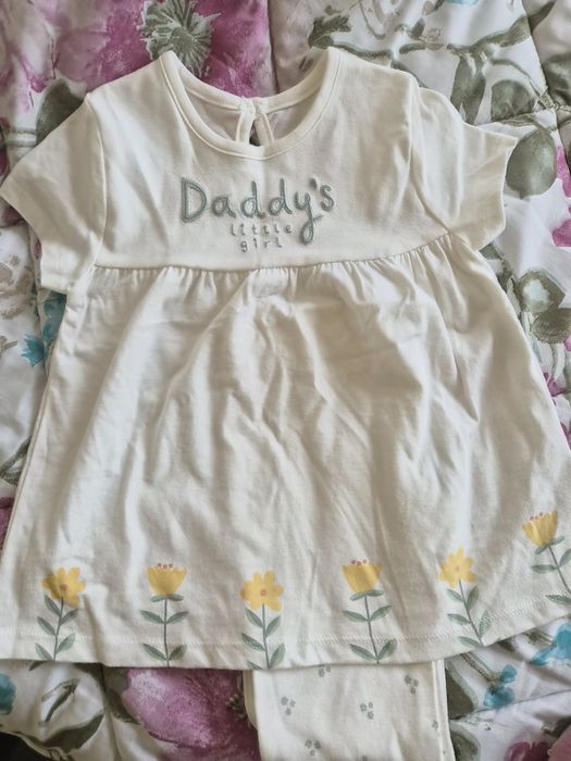 Нови дрехи от Англия за момиче 18-24м.