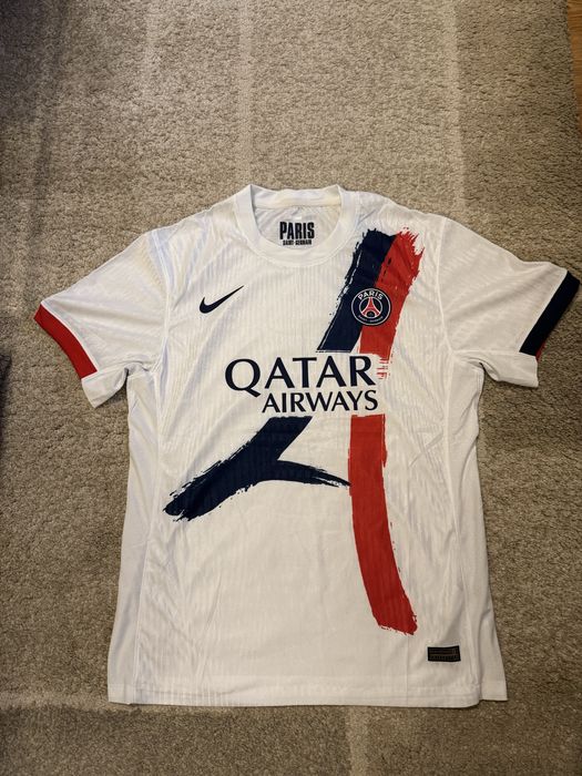 Футболни тениски сезон 24/25