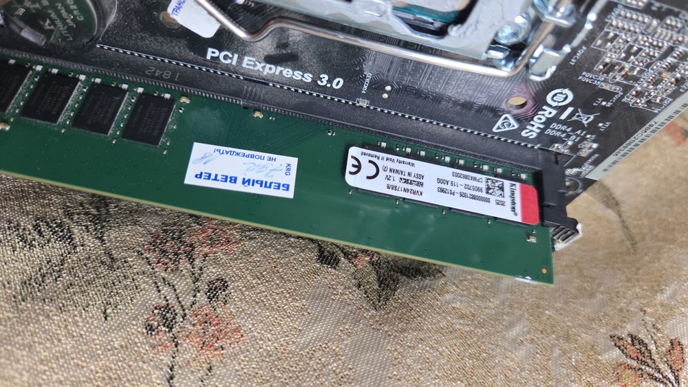 Kingston 8gb 2400 ddr4