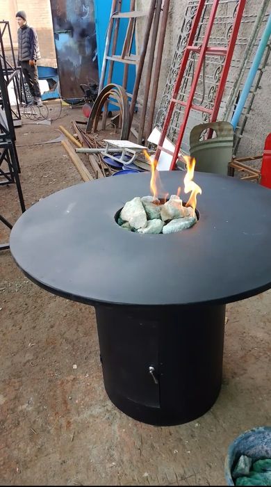 Капсула,сталы из бочки, бисетки зима лета, стол с огнем, барные стулья