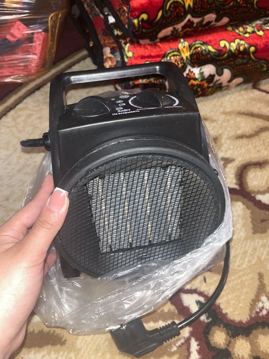 Тепловой керамический обогреватель