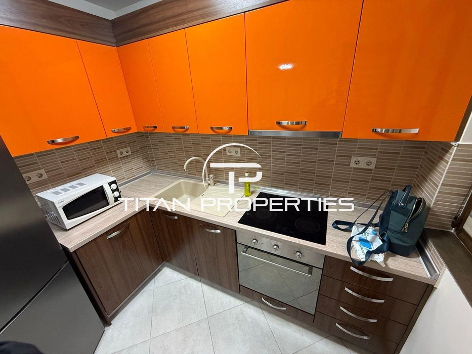 Дава се под наем Двустаен апартамент в Бургас, Възраждане - 68 кв.м за 533.46 € - Снимка #1