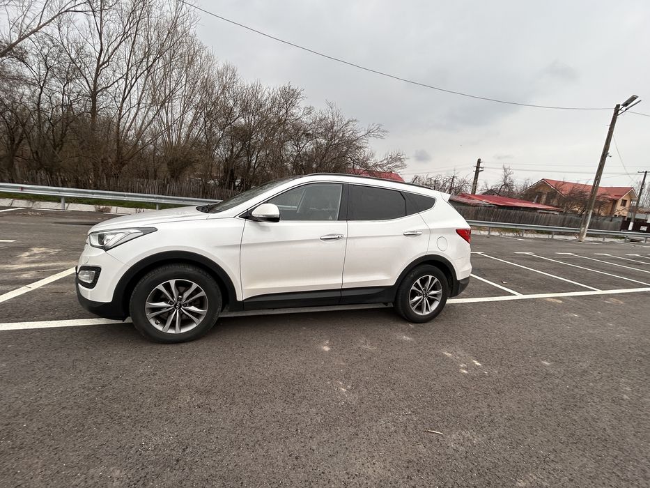 Vand Hyundai Grand Santa Fe 2.2 ,4-4 Crdi in perfecta stare
