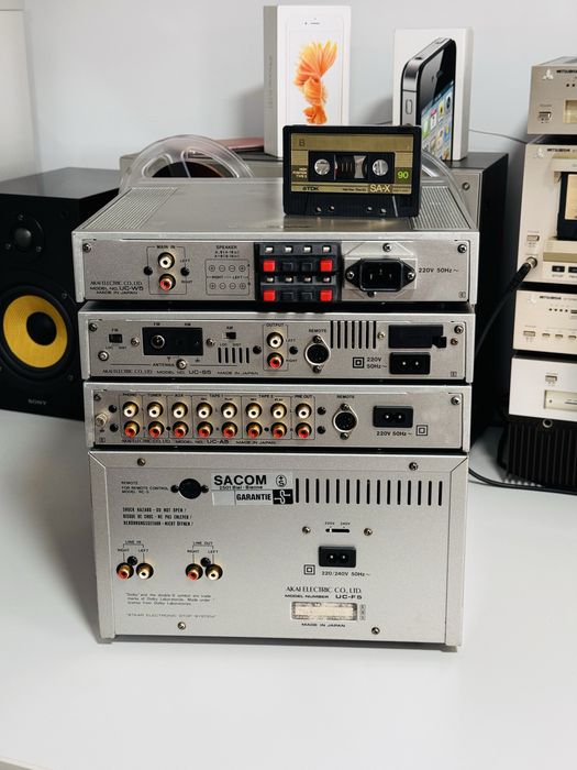 Linie midi de colecție AKAI UC-A5,4 corpuri,din metal,cap GX,ampli-pre