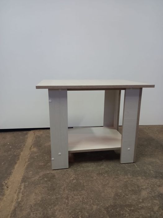 Продам журнальный столик