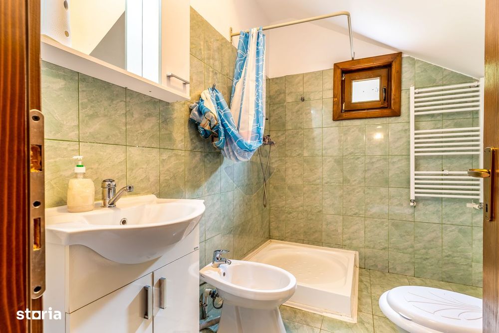 COM 0Cabana cu 7 camere de vânzare, 387 mp utili, 1300 mp teren!