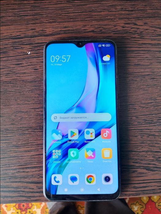 Продам смартфон Redmi 9