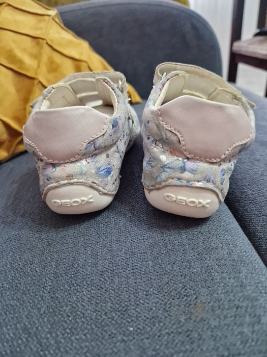 Pantofi piele întoarsă Geox marimea 21