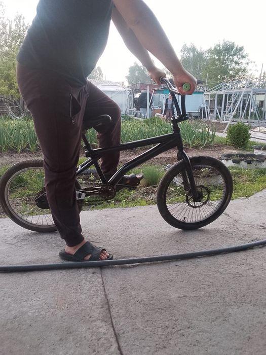 Продам велосипед BMX