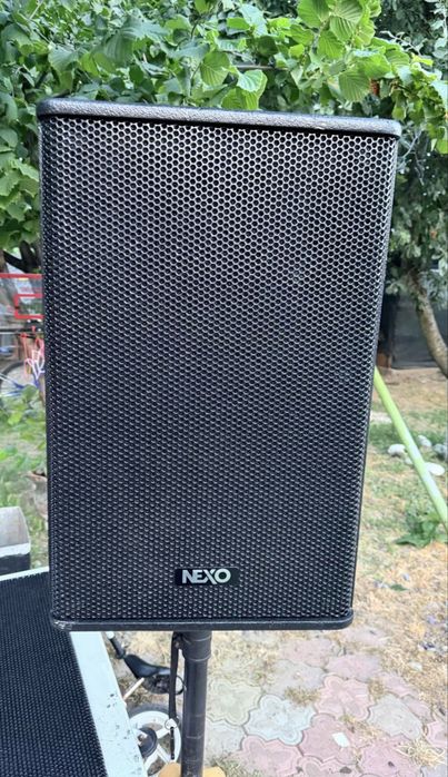 Vând pereche NEXO PS15