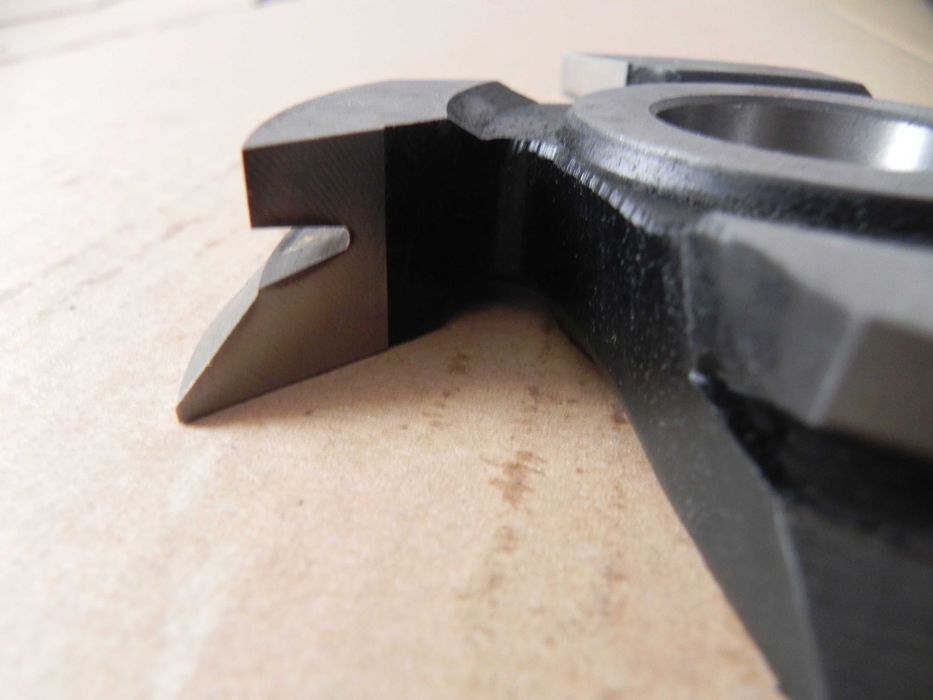 Freze pentru imbinari nut si feder si profil lambriu cod NF2LX2