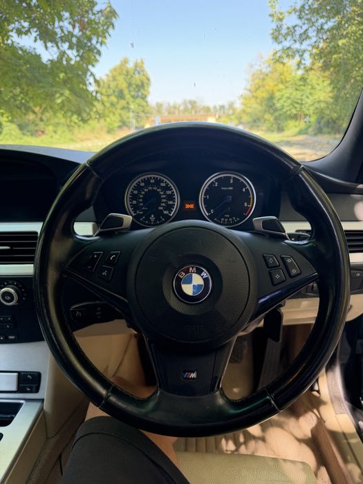 На части бмв е60 530д  сат кутия (na chasti bmw e60 530d sat cutiq)