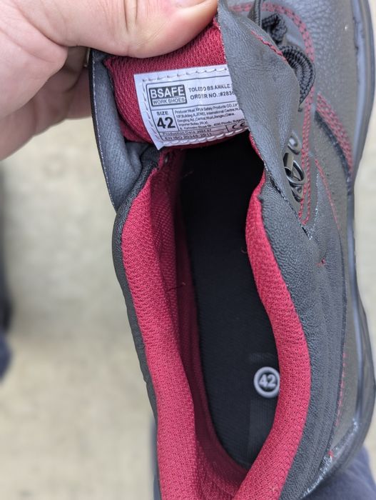 Ghete bocanci lucru 42 noi-nouti!