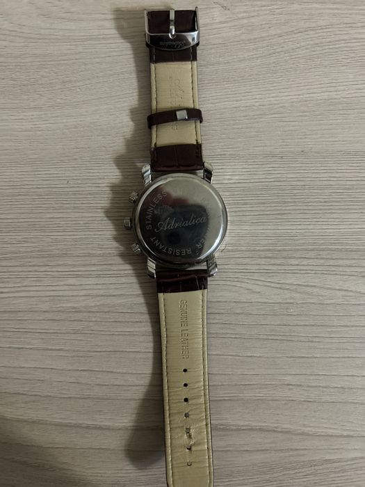 Швейцарские часы Adriatica