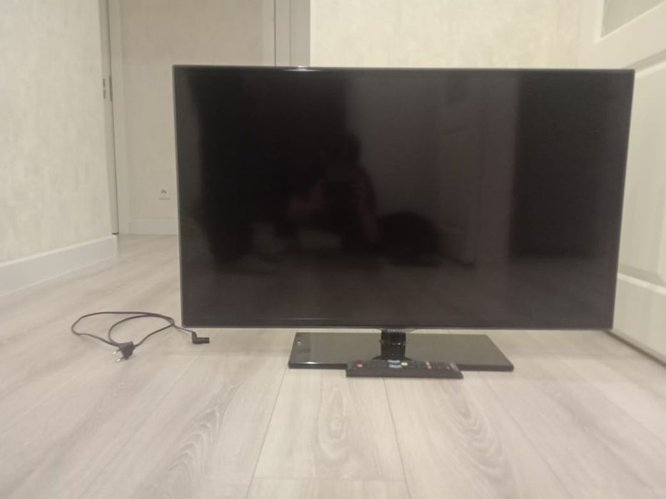 Продаю телевизор самсунг