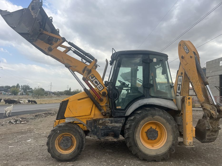 Экскаватор погрузчик