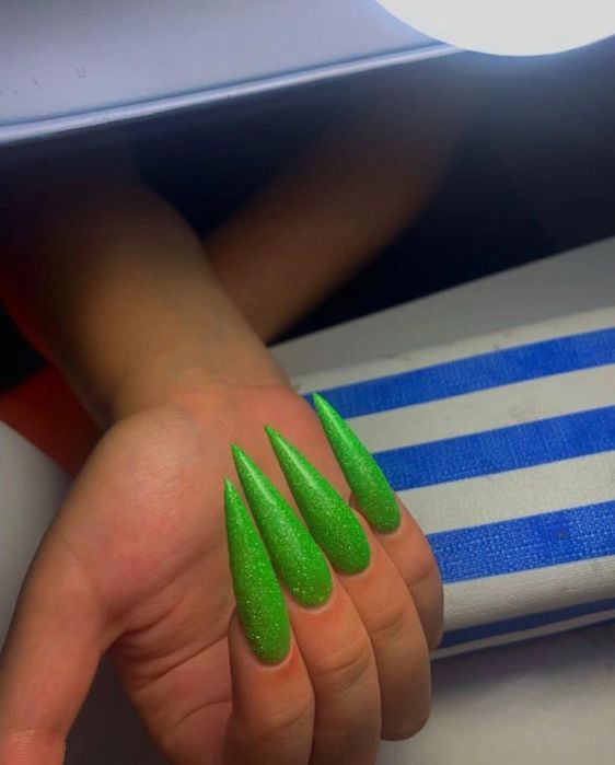 Наращивание ногтей 6000 тенге!